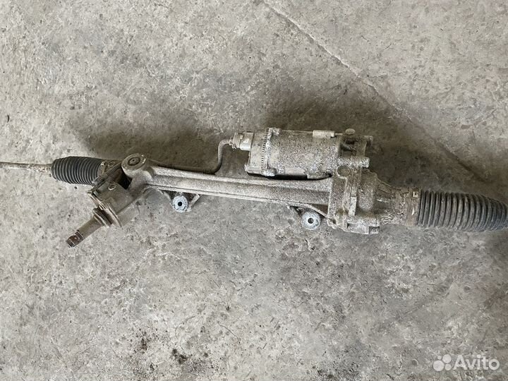 Продам рулевую рейку bmw f 30