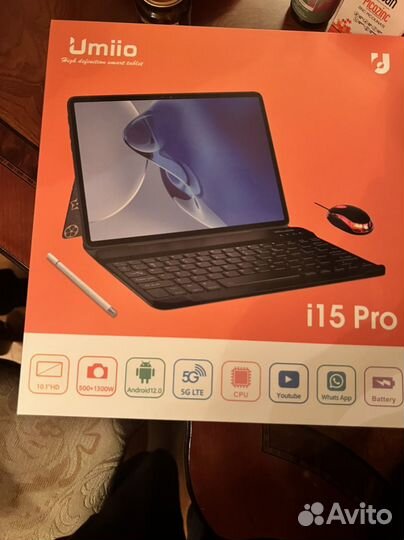 Планшет с клавиатурой и мышкой