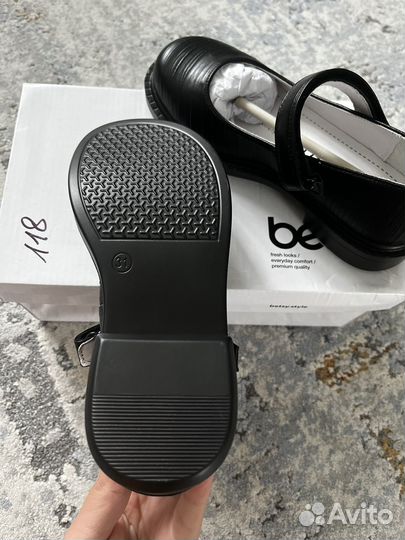 Туфли для девочки 31 размер новые