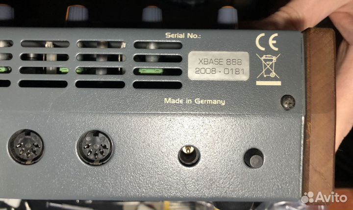 Jomox xbase 888 Analog Drum Machine