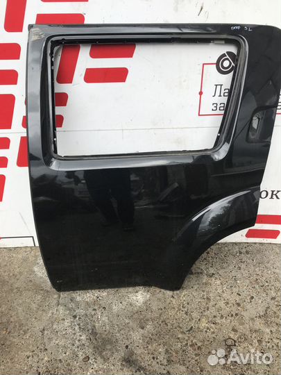Дверь задняя левая Nissan Pathfinder