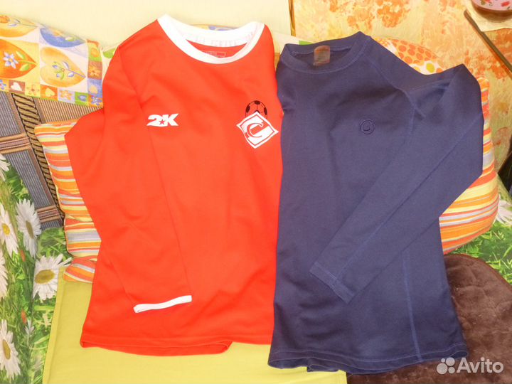 Футбольные поддевы и щитки