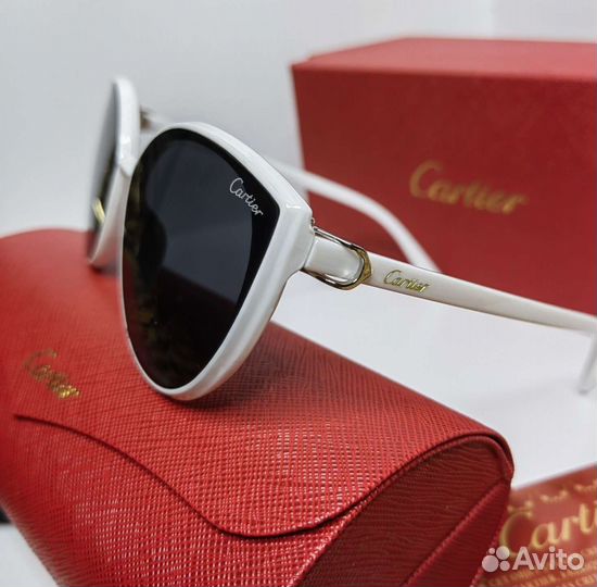 Очки женские брендовые Carter