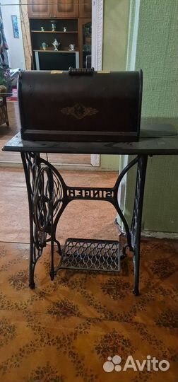 Швейная машинка зингер ножная