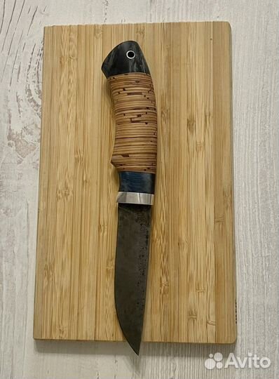 Нож из дамасской стали