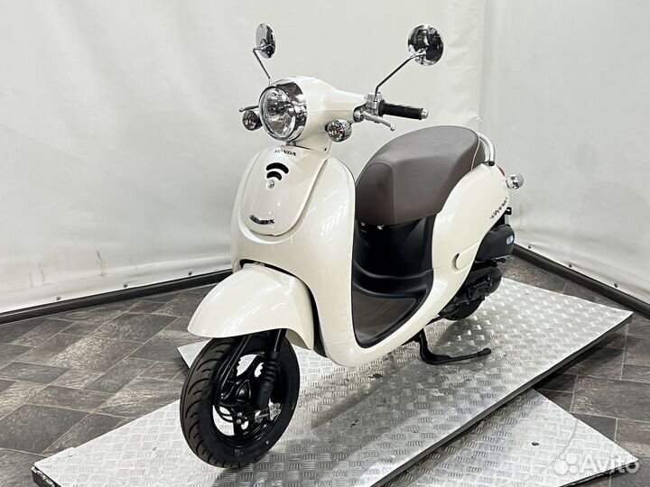 Скутер Honda Giorno