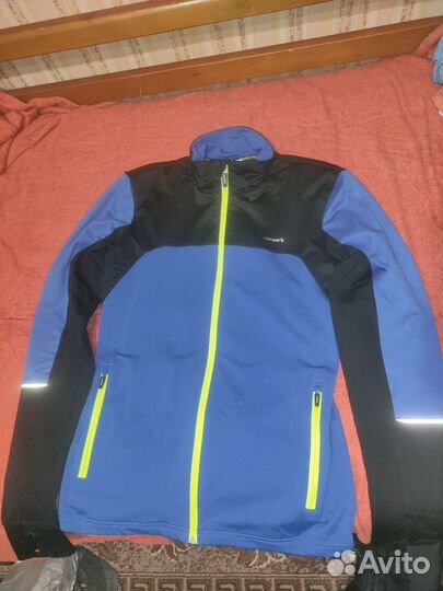 Спортивный костюм demix 46 размер (верх)