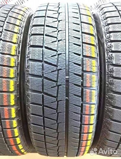 Bridgestone Blizzak Revo GZ 205/55 R16 87M