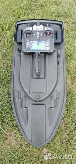 Карповый Кораблик с GPS-Акваробот и Без