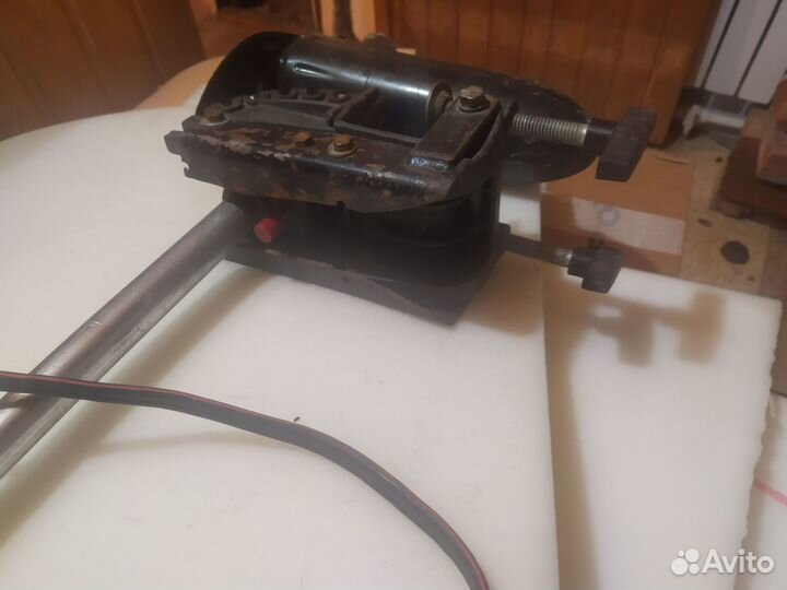 Лодочный мотор