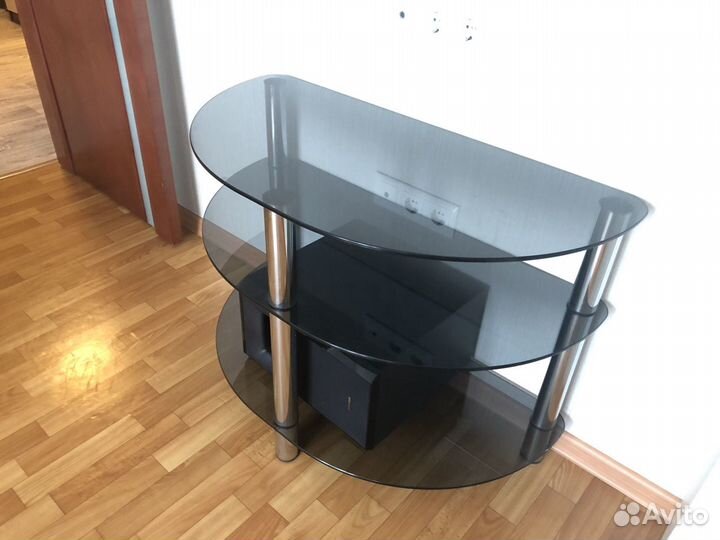 Стеклянная тумба