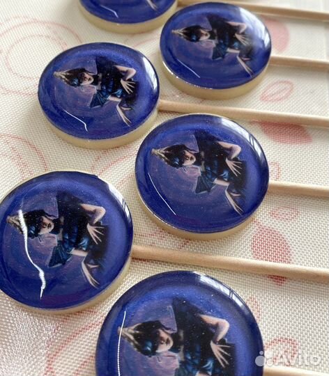 Леденцы логотипом картинкой на палочке