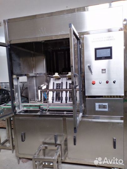 Автомат ST-2 для мойки 19л.бутылей (в наличии)