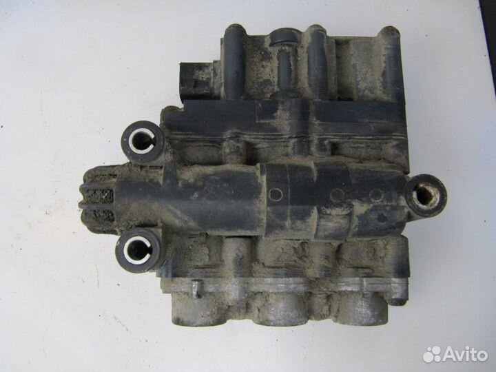 Кран уровня пола главный Mercedes Benz Actros MP3