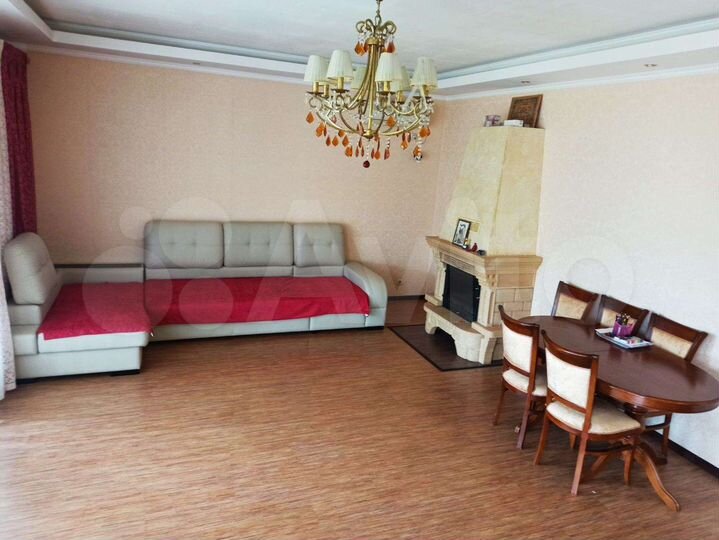 Дом 317 м² на участке 15 сот.