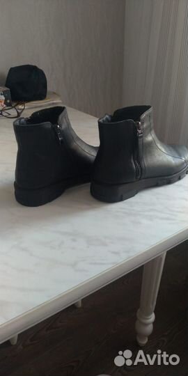 Ботинки женские демисезонные 39 размер