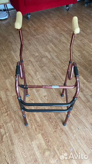 Ходунки для взрослых и инвалидов