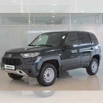 ВАЗ (LADA) Niva Travel 1.7 MT, 2022, 32 800 км, с пробегом, цена 1 033 000 руб.