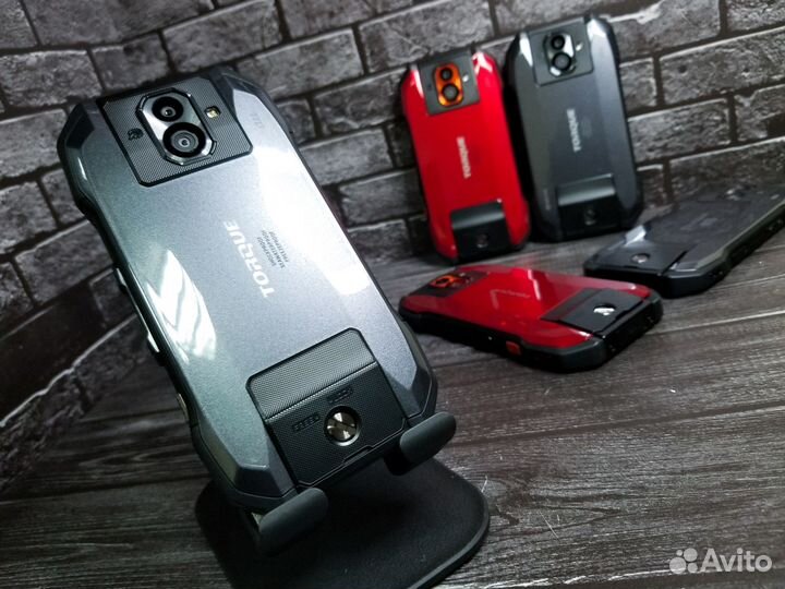 KYOCERA TORQUE G04, 4/64 ГБ