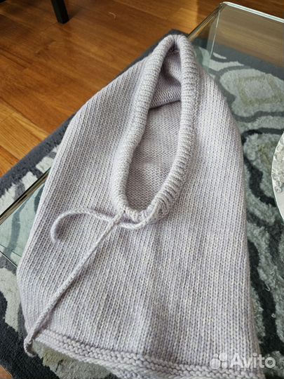 Капор женский вязаный