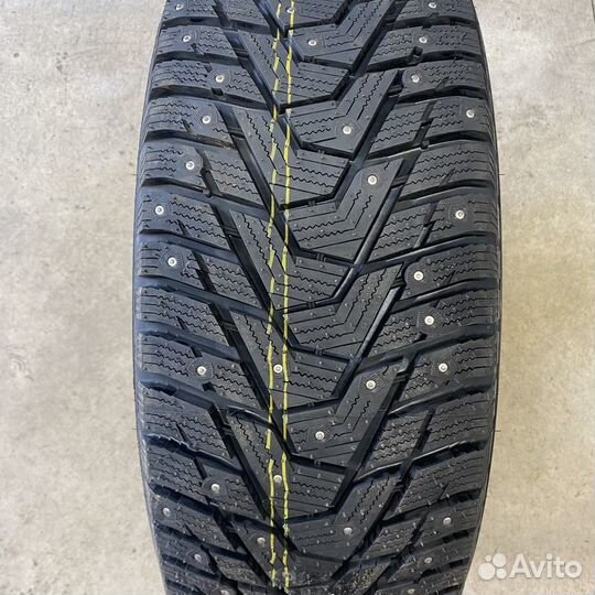 Hankook Winter i'Pike X W429A 225/70 R16 107T