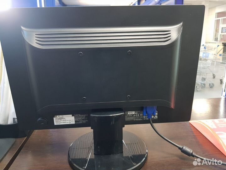 Монитор HP 18,5
