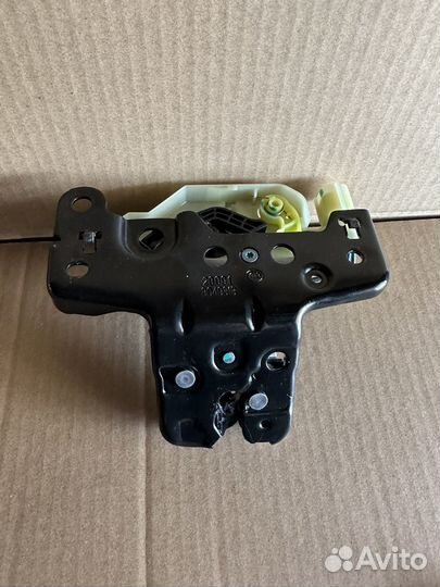 Замок багажника Haval f7x