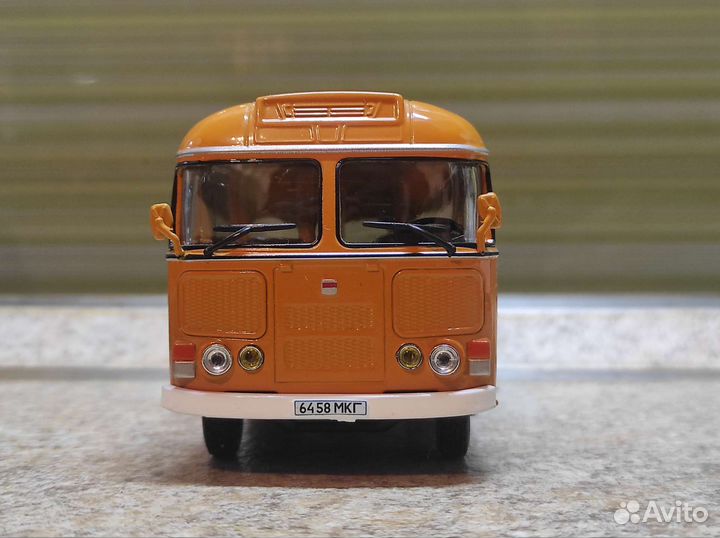Модель автобуса паз-672М 1:43