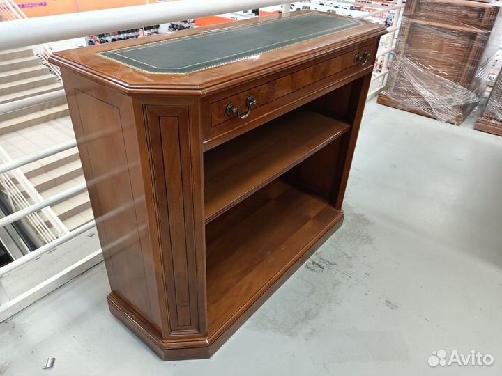 Тумба (Испания). Б.у. Этот товар в Екатеринбурге