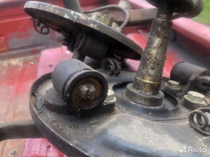 Поворотный кулак москвич 412 СССР новый
