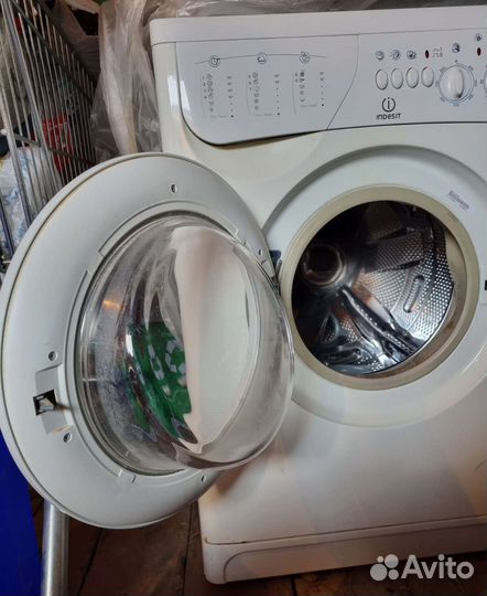 Стиральная машина indesit