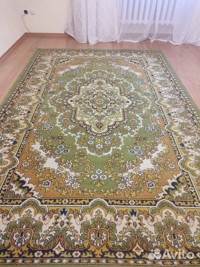 Ковер бу шерстяной