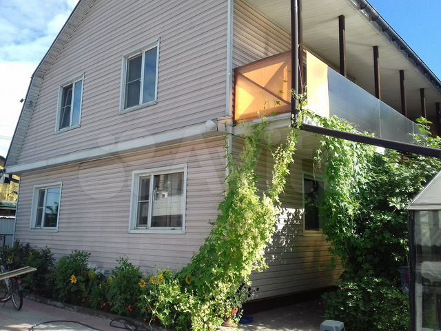 Коттедж 170 м² на участке 10 сот.