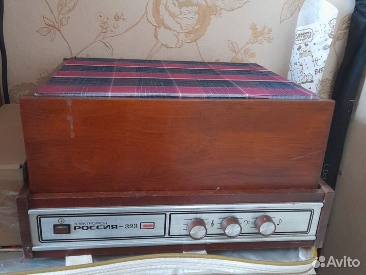 Проигрыватель винила Россия 323 СССР