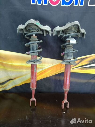 Амортизаторы передние Audi A4 B7 S-line 1BE 2733