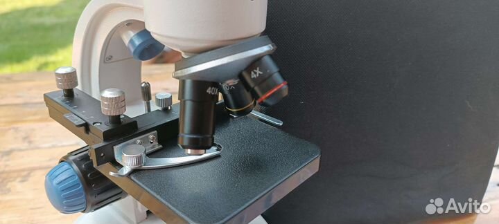 Микроскоп бинокулярный