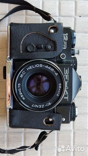 Плёночный фотоаппарат Зенит 12сд