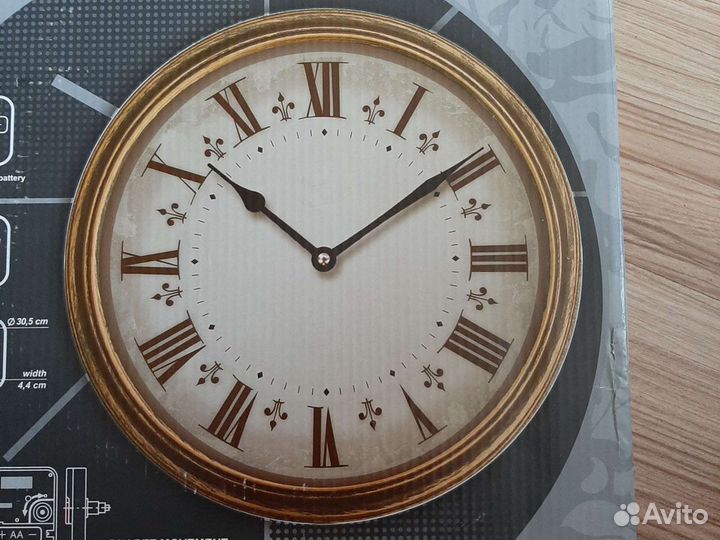 Часы настенные новые бесшумные