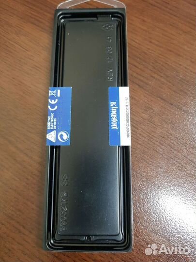 Оперативная память kvr16n11s8/4