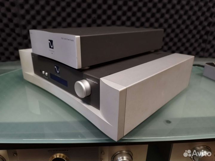 Усилитель PS Audio GCP-200 и блок питания gcps