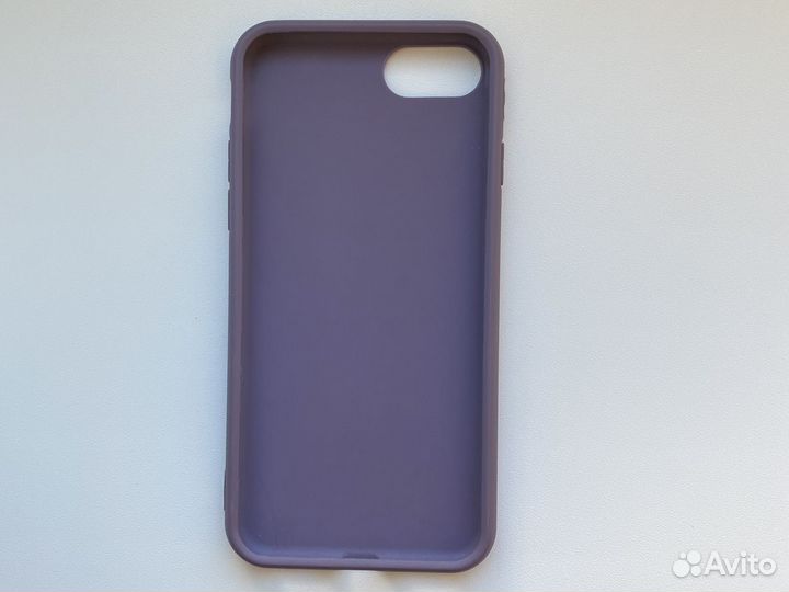 Чехол на iPhone 7