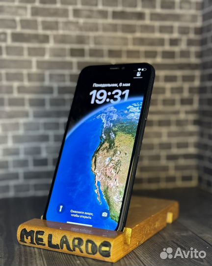 iPhone X, 64 ГБ