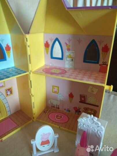 Домик-замок свинки Пеппы