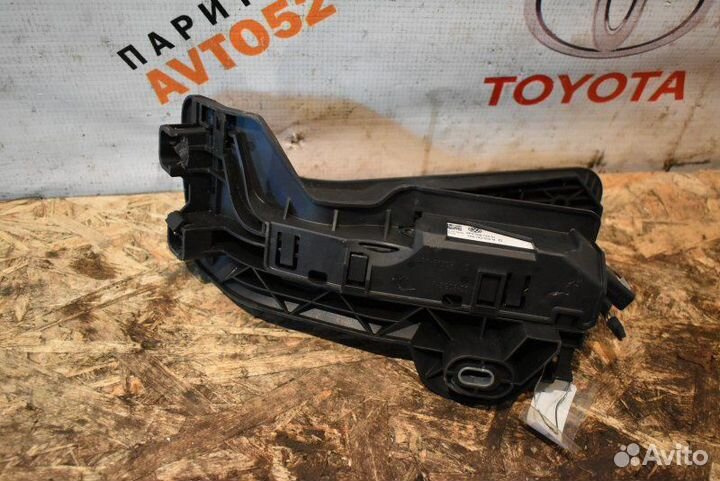 Электронная педаль газа Volkswagen Passat B6 BKP