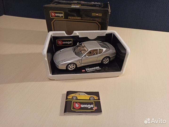 Bburago Ferrari 456 GT 1/18 разные цвета в наличии