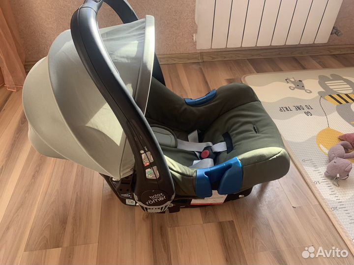Автокресло-переноска для малышей Britax romer