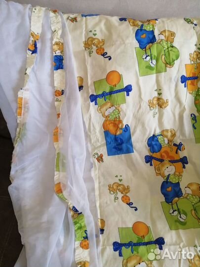 Матрас, бортик, балдахин, одеяло, постельное