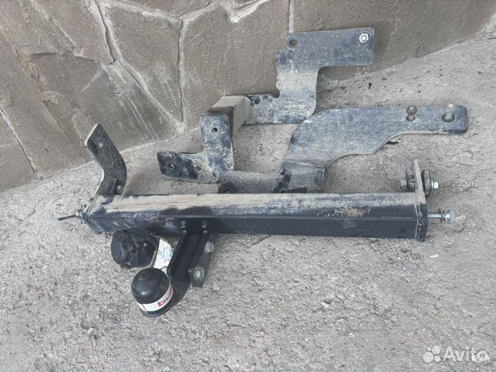 Фаркоп FordTransit Connect 2002-2013