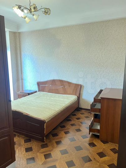 2-к. квартира, 70 м², 6/9 эт.