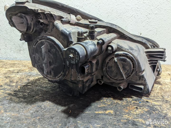 Фара передняя левая Mercedes-Benz CLS C219